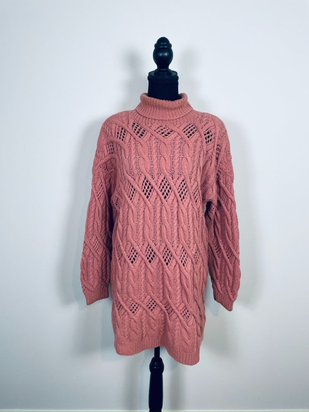 BLOOMINGDALE'S Vintage Cashmere/Wool dusty rose sweater dress, size M